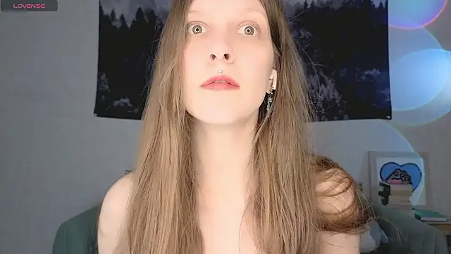 SolarAlice online show from March 5, 2026, 4:36 pm