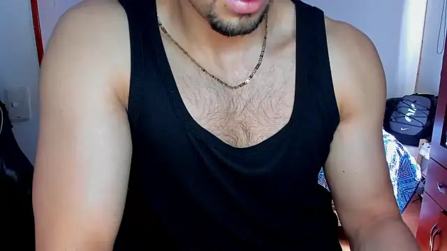 Snapshot of Tommy_Bred chatting on December 4, 2025, 6:29 pm Tommy Bred online show from December 4, 2025, 6:29 pm