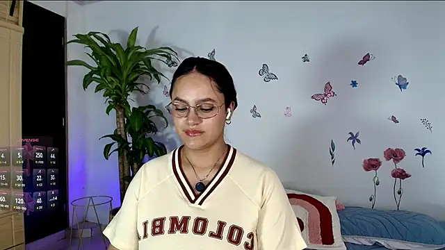 Snapshot of VICTORIABLACK_@xh chatting on May 17, 2026, 10:04 am VICTORIABLACK xh online show from May 17, 2026, 10:04 am