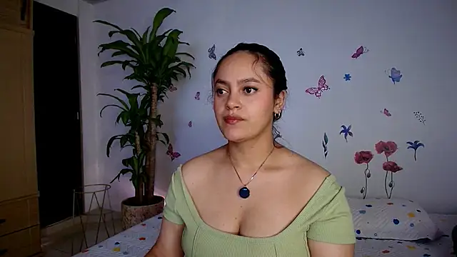 Snapshot of VICTORIABLACK_@xh chatting on April 8, 2026, 7:26 pm VICTORIABLACK xh online show from April 8, 2026, 7:26 pm