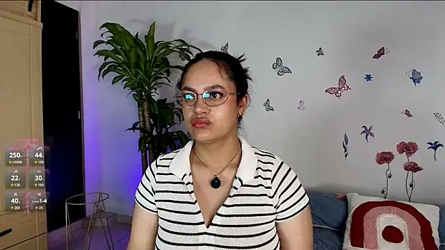 Snapshot of VICTORIABLACK_@xh chatting on May 9, 2026, 9:56 am VICTORIABLACK xh online show from May 9, 2026, 9:56 am