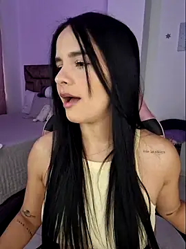 Snapshot of heyshaa chatting on October 22, 2025, 8:41 pm heyshaa online show from October 22, 2025, 8:41 pm