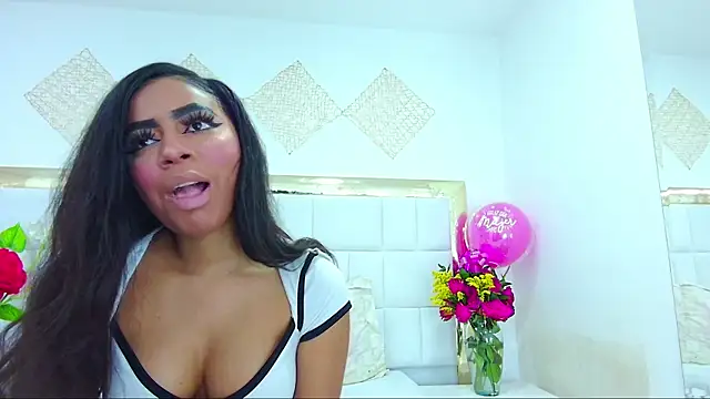 Tyra Kane online show from March 11, 2025, 4:41 am