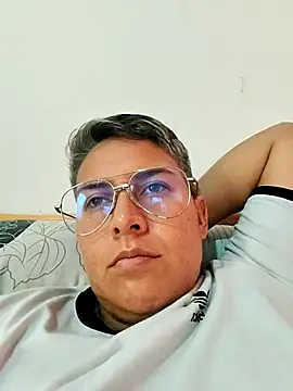 Yessi rousse online show from November 4, 2025, 1:15 pm