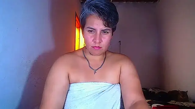 Yessi rousse online show from July 21, 2026, 7:59 pm