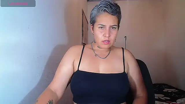 Yessi rousse online show from July 8, 2026, 10:54 pm