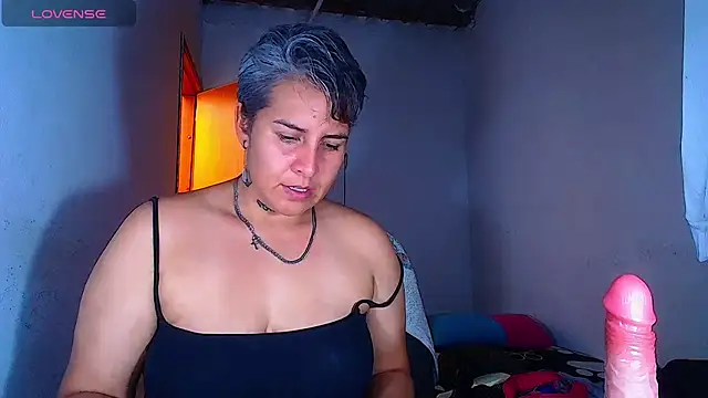 Yessi rousse online show from July 10, 2026, 6:52 pm
