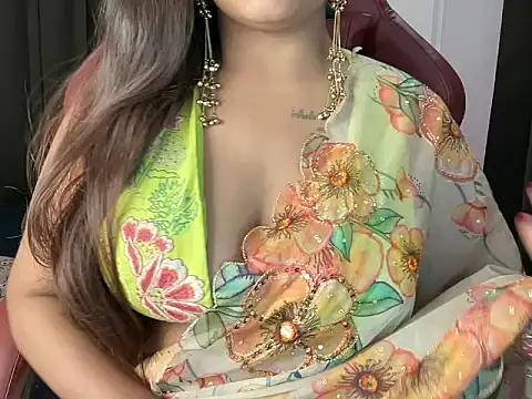 Snapshot of shanayaaa_1 chatting on June 26, 2026, 6:58 pm shanayaaa 1 online show from June 26, 2026, 6:58 pm