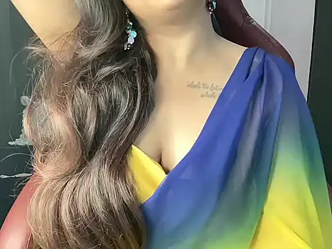 Snapshot of shanayaaa_1 chatting on July 1, 2026, 7:14 pm shanayaaa 1 online show from July 1, 2026, 7:14 pm