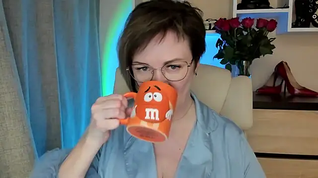 feliziaDesire online show from March 22, 2026, 2:07 pm