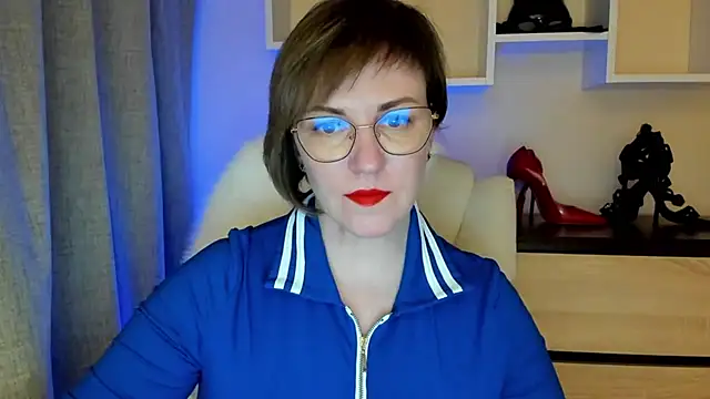 feliziaDesire online show from March 8, 2026, 12:30 pm