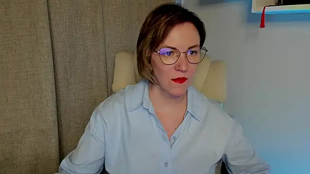 feliziaDesire online show from May 9, 2026, 6:28 am
