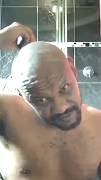 Snapshot of TheTwist chatting on February 4, 2025, 8:13 am TheTwist online show from February 4, 2025, 8:13 am