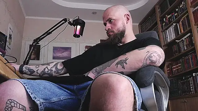 FindomJason online show from May 7, 2026, 11:46 am