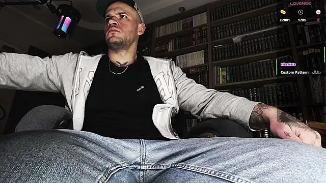 Snapshot of FindomJason chatting on October 14, 2025, 2:39 pm FindomJason online show from October 14, 2025, 2:39 pm