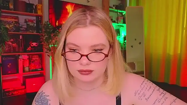 Snapshot of Hottie_Jane chatting on May 8, 2026, 2:54 pm Hottie Jane online show from May 8, 2026, 2:54 pm