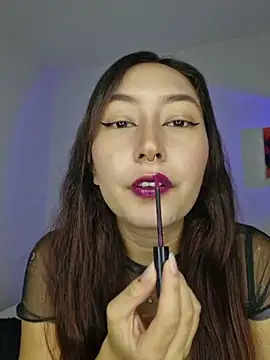 ariel35 online show from June 14, 2026, 6:31 pm