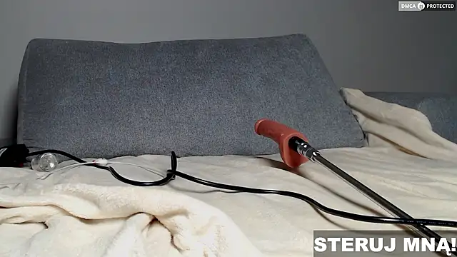 Snapshot of MeowkaUwU_ chatting on March 7, 2026, 10:26 pm MeowkaUwU online show from March 7, 2026, 10:26 pm