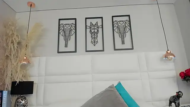 Snapshot of Rebeca_jones chatting on November 26, 2025, 12:49 pm Rebeca jones online show from November 26, 2025, 12:49 pm