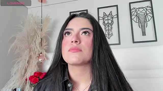 Snapshot of Rebeca_jones chatting on November 20, 2025, 12:06 pm Rebeca jones online show from November 20, 2025, 12:06 pm