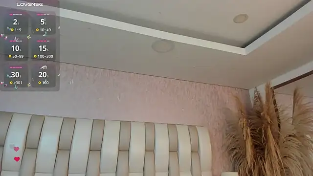 Snapshot of Rebeca_jones chatting on July 31, 2026, 1:21 pm Rebeca jones online show from July 31, 2026, 1:21 pm