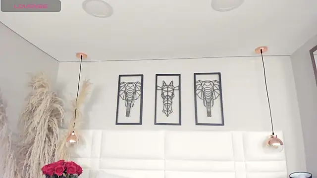 Snapshot of Rebeca_jones chatting on October 9, 2025, 12:17 pm Rebeca jones online show from October 9, 2025, 12:17 pm