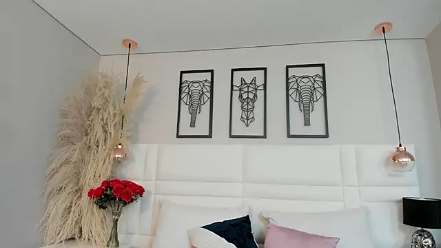 Snapshot of Rebeca_jones chatting on October 25, 2025, 12:17 pm Rebeca jones online show from October 25, 2025, 12:17 pm