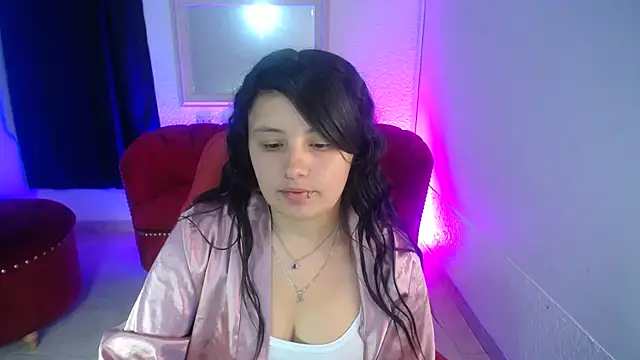 Snapshot of nathaly_low1 chatting on July 23, 2026, 12:24 pm nathaly low1 online show from July 23, 2026, 12:24 pm