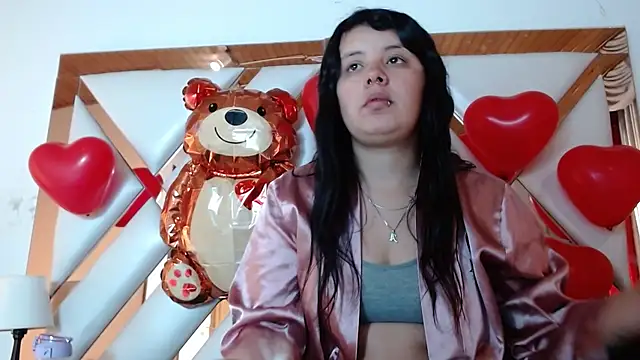 Snapshot of nathaly_low1 chatting on February 19, 2026, 12:57 pm nathaly low1 online show from February 19, 2026, 12:57 pm