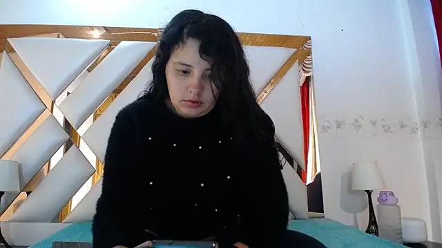 Snapshot of nathaly_low1 chatting on March 7, 2026, 12:21 pm nathaly low1 online show from March 7, 2026, 12:21 pm