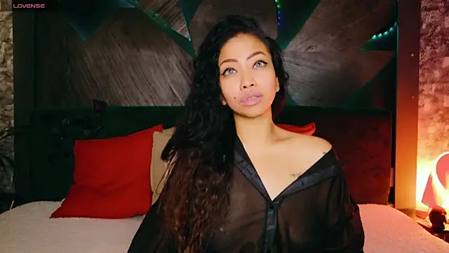 Snapshot of ElyaQuinn chatting on February 20, 2026, 7:43 am ElyaQuinn online show from February 20, 2026, 7:43 am