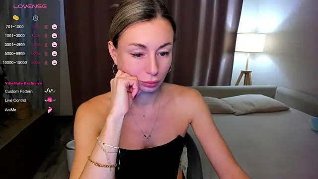 Snapshot of DannaEvan chatting on January 18, 2025, 3:20 am DannaEvan online show from January 18, 2025, 3:20 am