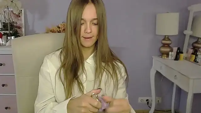 Snapshot of dirtyxEmily chatting on December 5, 2025, 7:40 am dirtyxEmily online show from December 5, 2025, 7:40 am