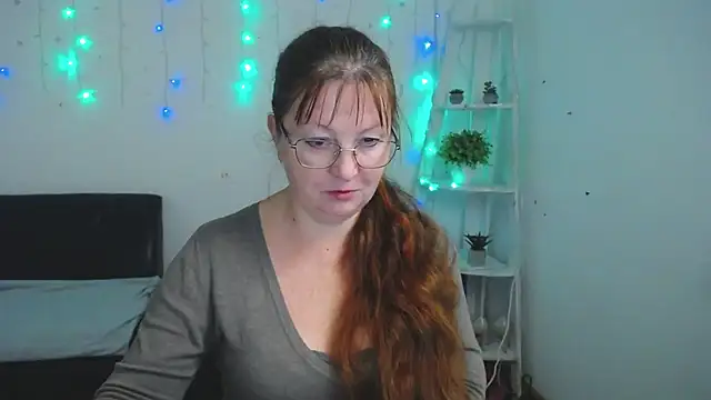 Snapshot of VanessaHotts chatting on November 7, 2025, 6:07 am VanessaHotts online show from November 7, 2025, 6:07 am