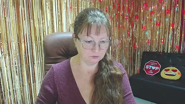 Snapshot of VanessaHotts chatting on September 24, 2025, 5:14 am VanessaHotts online show from September 24, 2025, 5:14 am