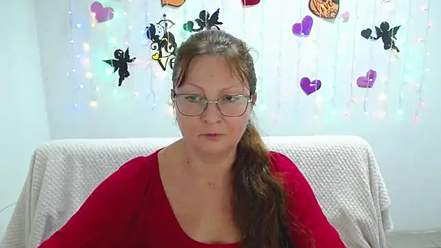 Snapshot of VanessaHotts chatting on March 12, 2025, 3:29 pm VanessaHotts online show from March 12, 2025, 3:29 pm