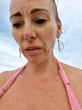 milflovelyxxx online show from July 7, 2026, 5:49 pm