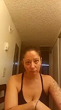 Snapshot of AnyaBest chatting on December 12, 2024, 9:26 pm AnyaBest online show from December 12, 2024, 9:26 pm