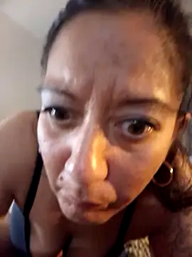 Snapshot of AnyaBest chatting on January 2, 2025, 2:13 pm AnyaBest online show from January 2, 2025, 2:13 pm