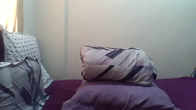 Snapshot of AddictiveAssCurves chatting on October 17, 2025, 8:28 am AddictiveAssCurves online show from October 17, 2025, 8:28 am