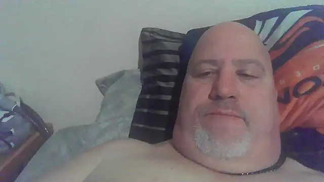 Bigbear0563 online show from December 6, 2024, 4:55 pm