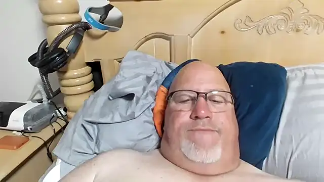 Snapshot of Bigbear0563 chatting on June 16, 2026, 5:02 pm Bigbear0563 online show from June 16, 2026, 5:02 pm
