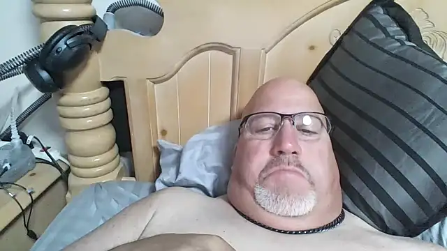 Bigbear0563 online show from October 1, 2025, 5:06 pm