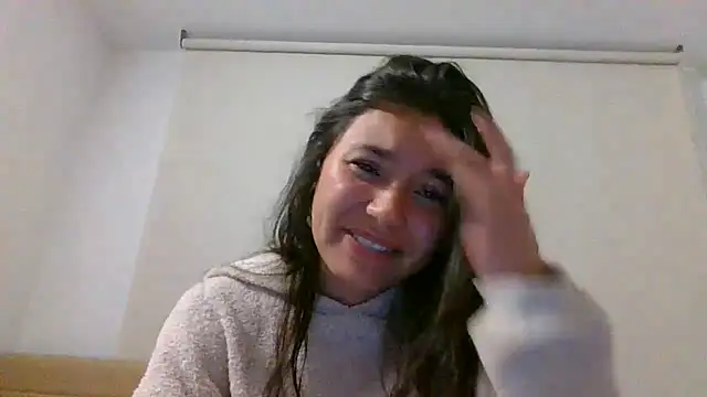  andygirl online show from June 18, 2026, 2:32 am