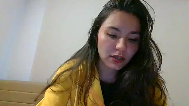  andygirl online show from May 6, 2026, 10:47 pm