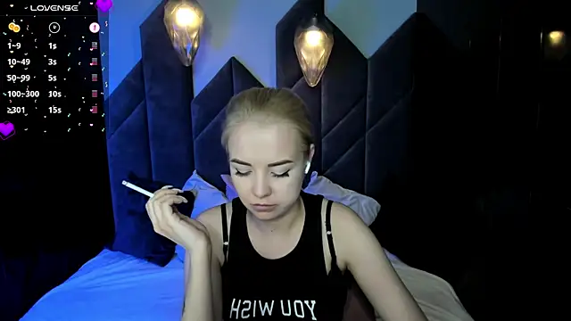 Snapshot of StephanieSweety chatting on January 21, 2025, 5:41 pm StephanieSweety online show from January 21, 2025, 5:41 pm