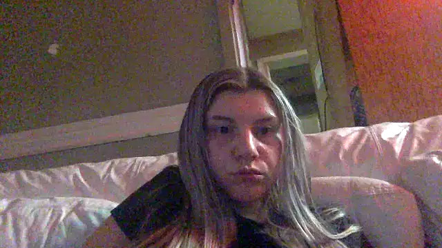 Snapshot of candycane57 chatting on November 8, 2025, 7:56 am candycane57 online show from November 8, 2025, 7:56 am