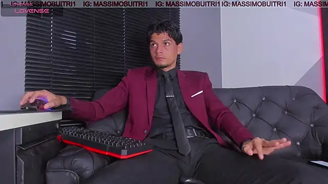 Snapshot of massimo_g chatting on July 20, 2026, 11:18 pm massimo g online show from July 20, 2026, 11:18 pm
