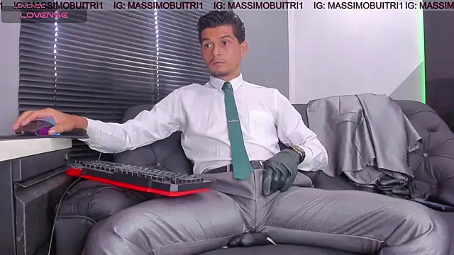 Snapshot of massimo_g chatting on July 17, 2026, 1:08 pm massimo g online show from July 17, 2026, 1:08 pm