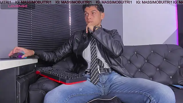 Snapshot of massimo_g chatting on July 29, 2026, 12:48 pm massimo g online show from July 29, 2026, 12:48 pm